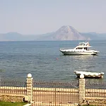 Villa Markos *